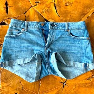 DL1961 Shorts size 27 style: Renee